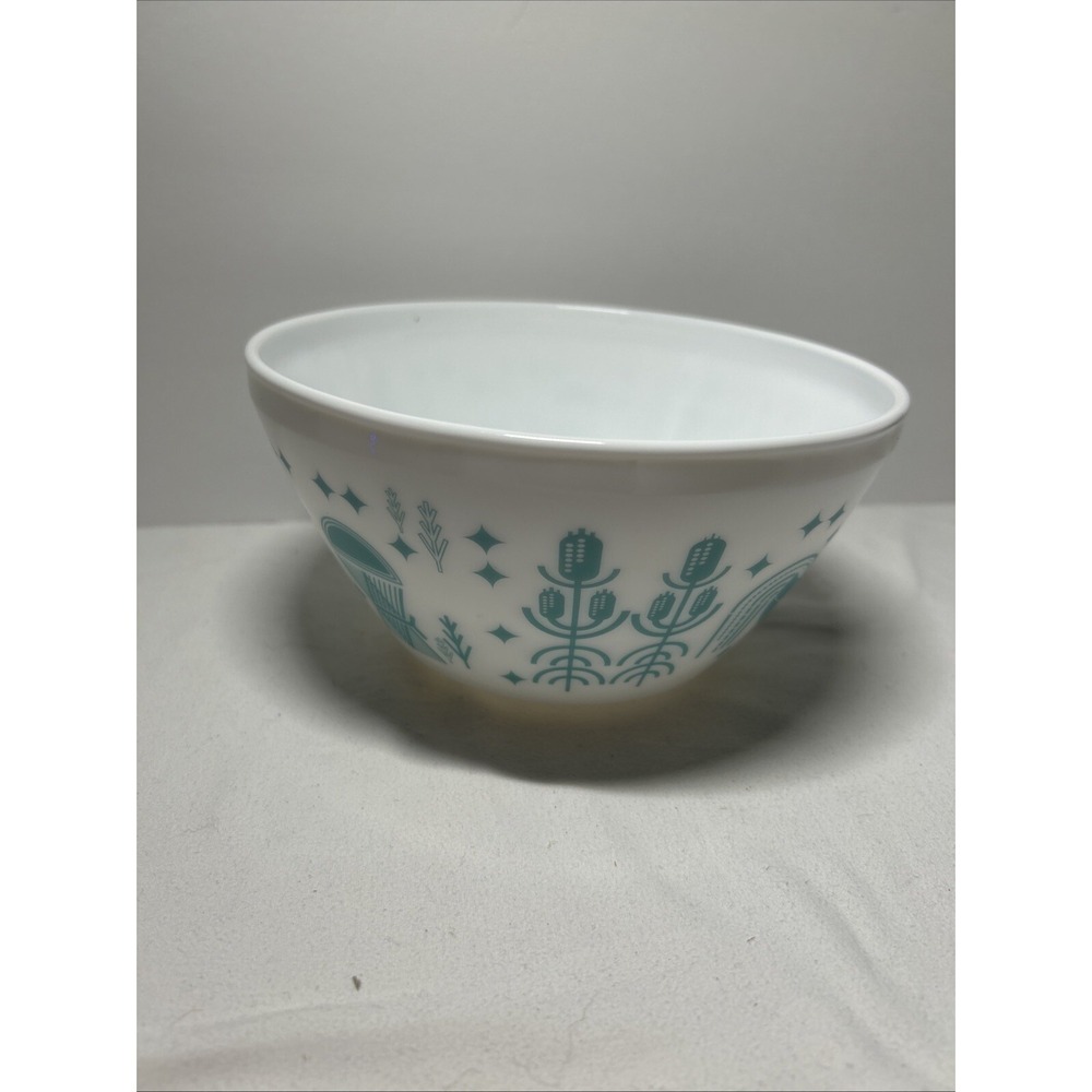 Vintage PYREX  Amish Butter Print Mixing Bowl   6 Cup G19
